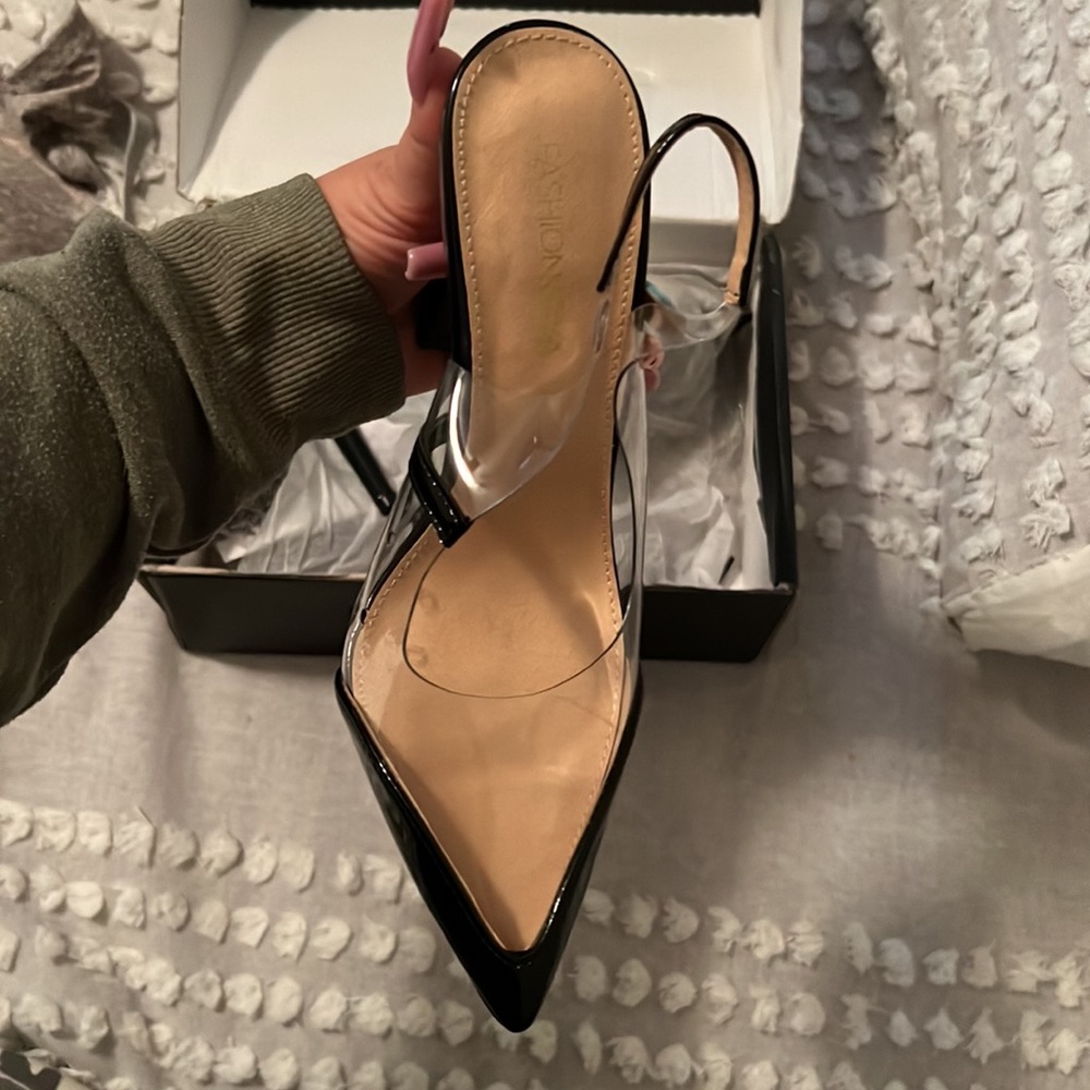 Heels - Picture 2 of 4
